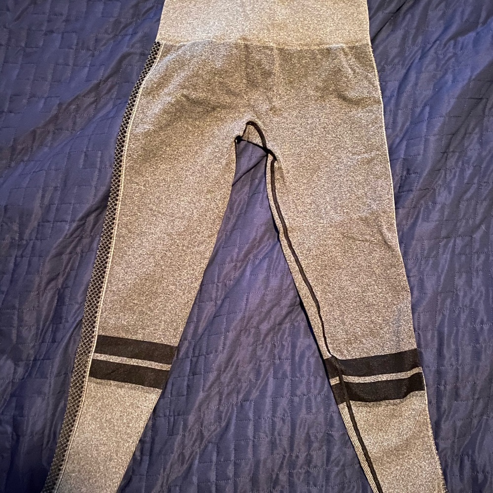 Bombshell sportswear leggings
